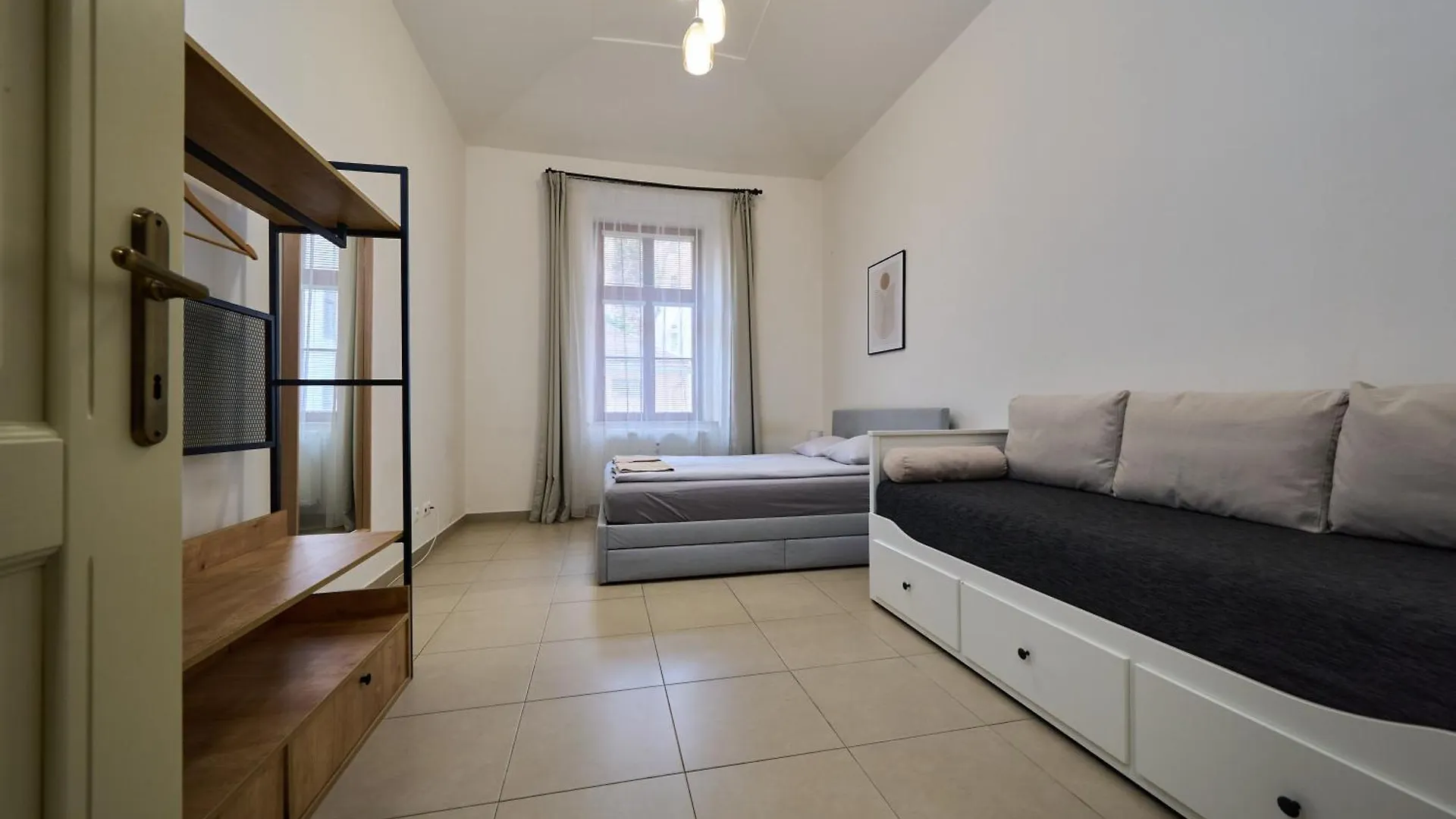 T&T Homestay Praga