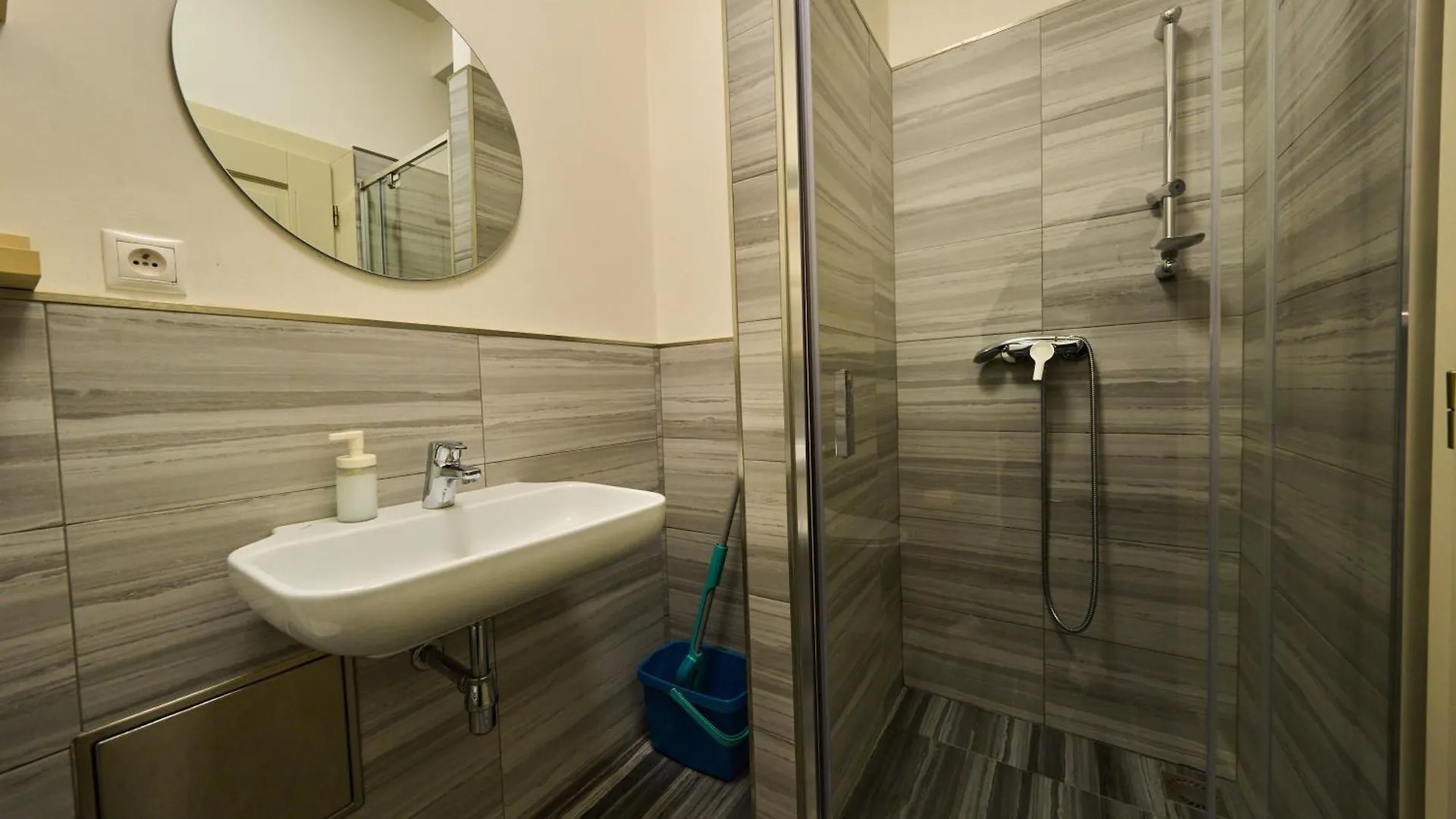 T&T Homestay Praga 0*,  República Checa