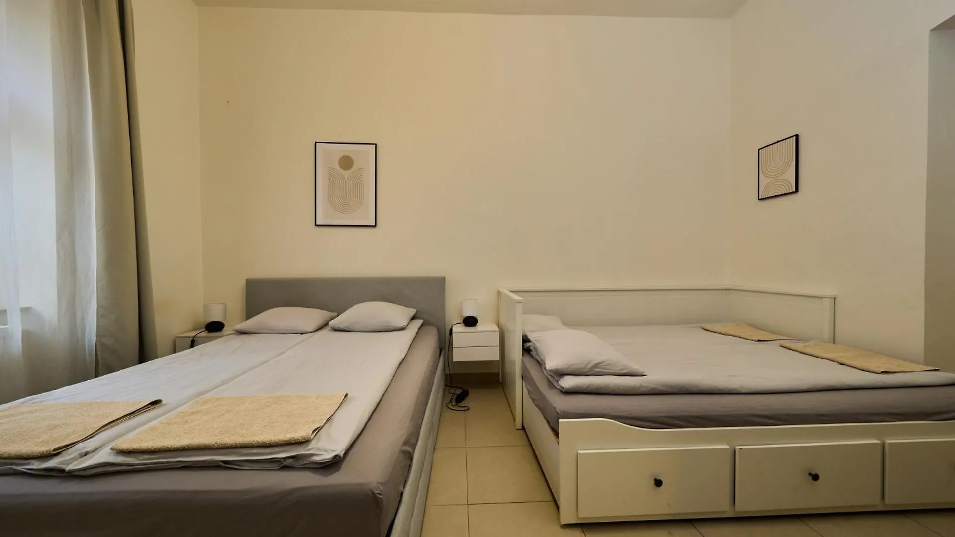 T&T Homestay Prague Czech Republic